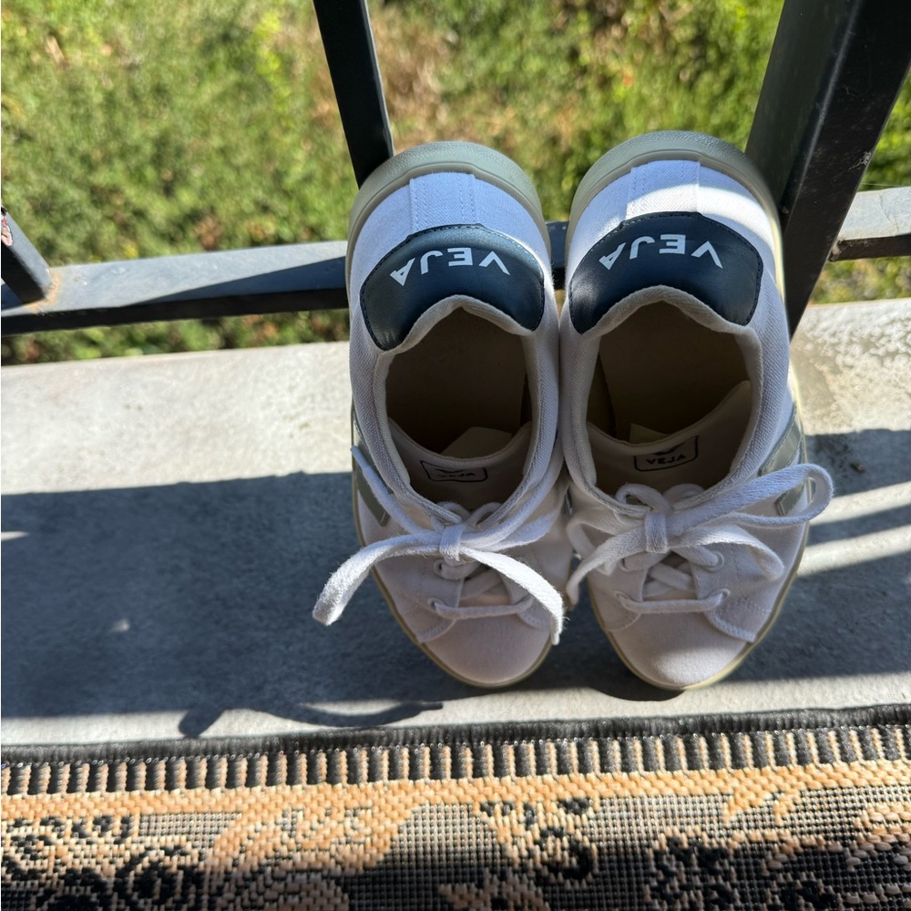 Veja White Sneakers with Black Heel Tab